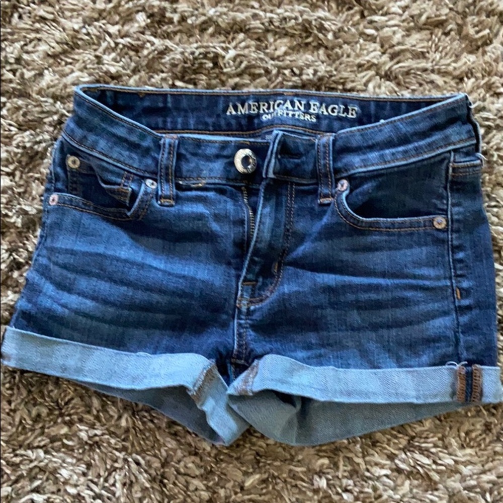 American Eagle women’s shorts